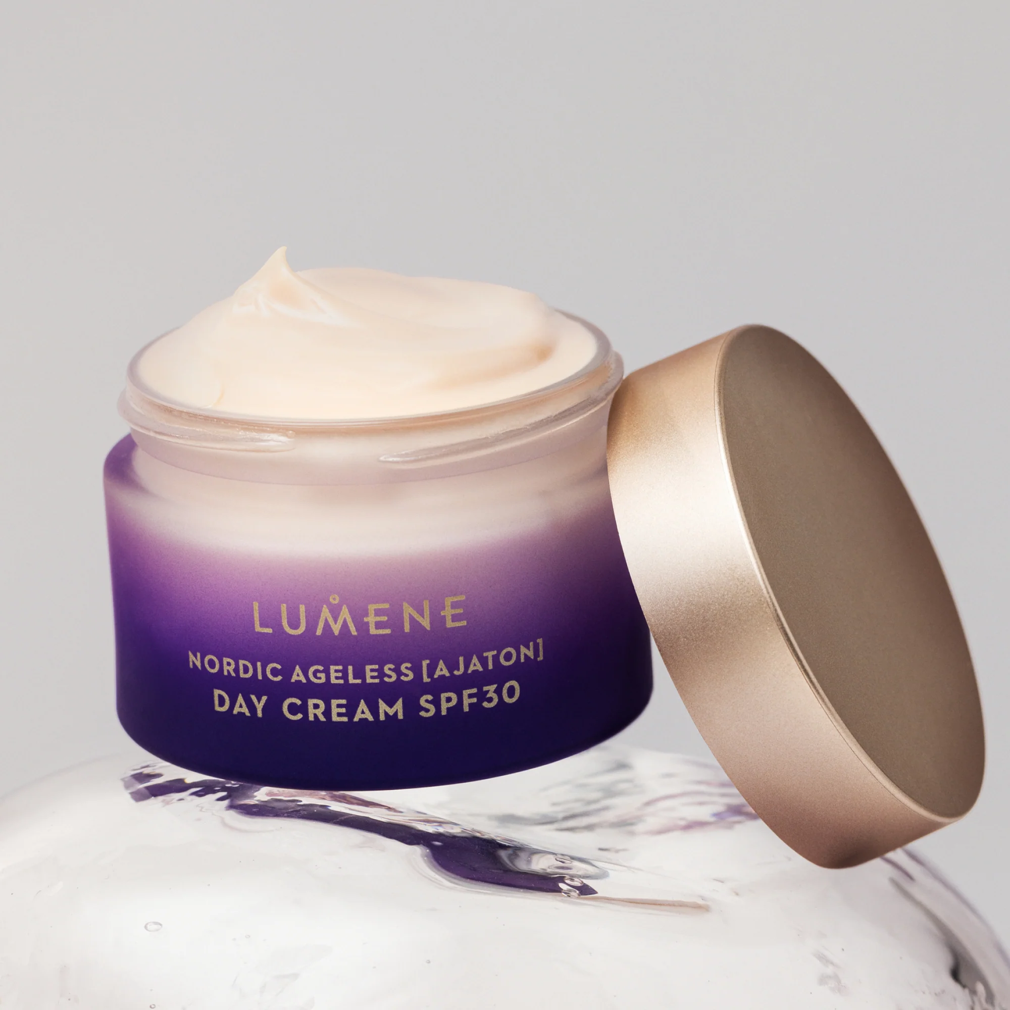 Radiant Youth Day Cream SPF30 - Image 6