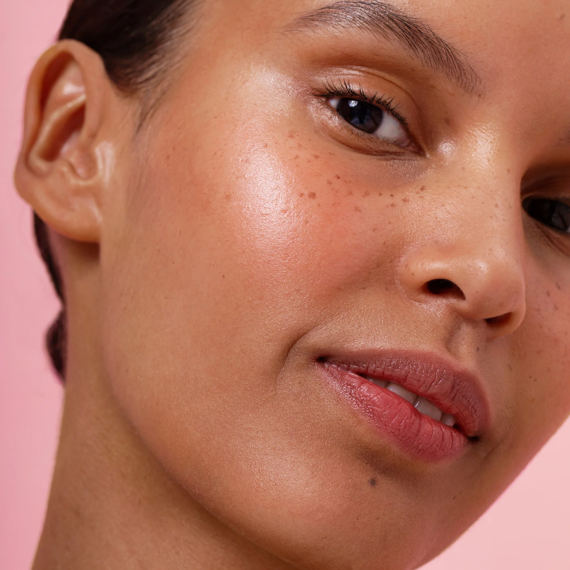 Instant Glow Beauty Serum - Image 4